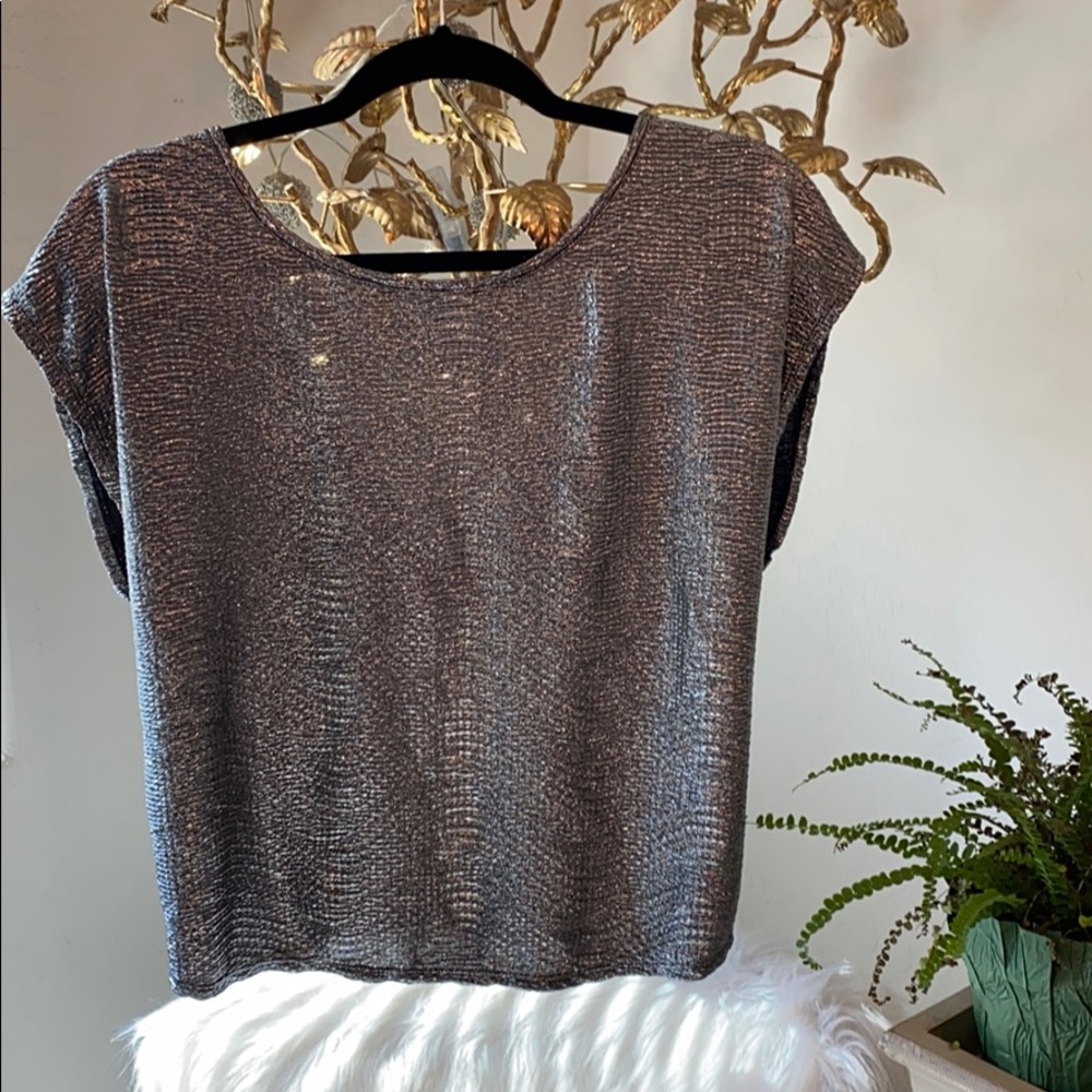 This top is open from the back